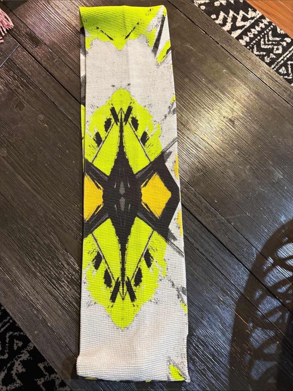 Neon Yellow and Black Geometric Home Accent Runner - Unbranded